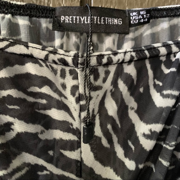 PrettyLittleThing Plus Size Black Animal Print Cover Up Pants - Picture 6 of 8
